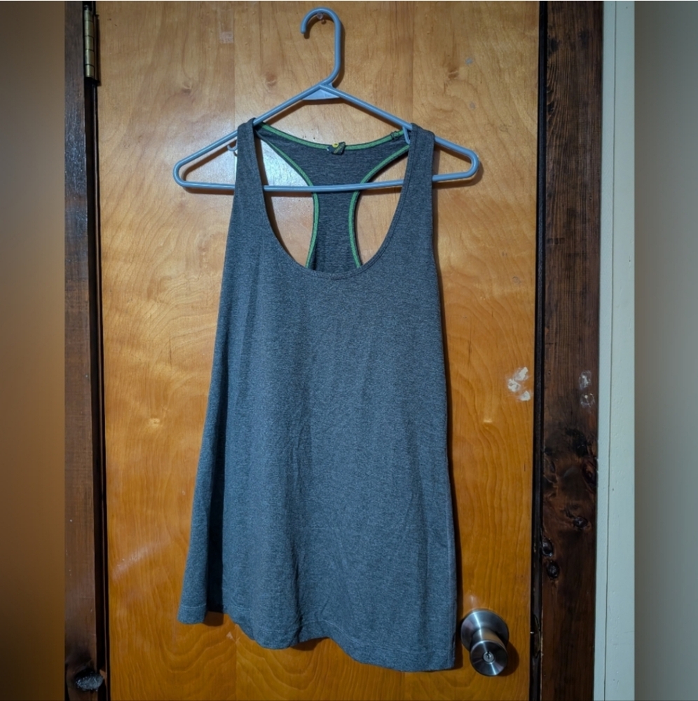 Xersion Woman's Large Tank Top